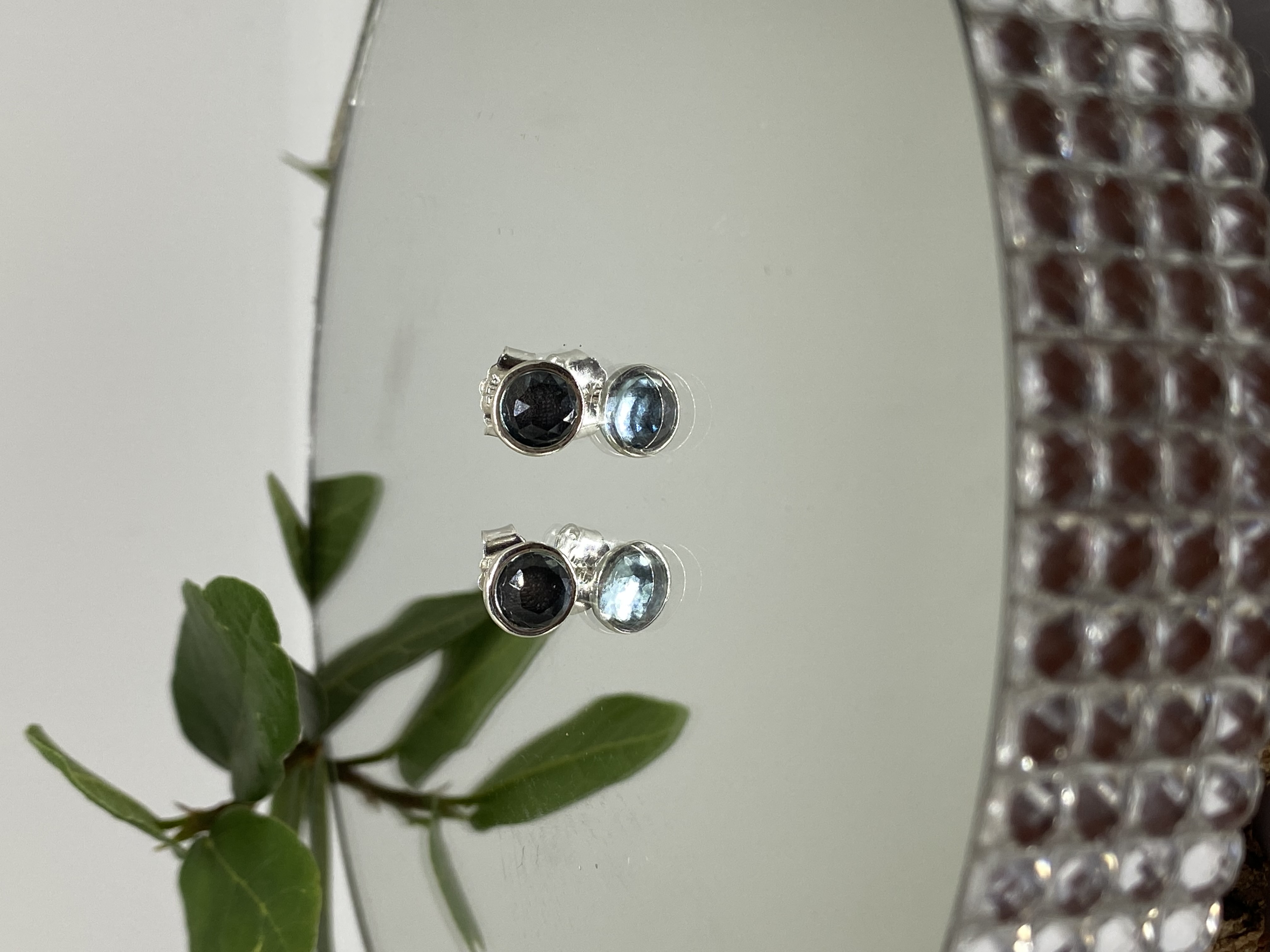 Aretes con Zirconia Azul Celeste